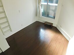 メゾン・エピ 101 1階1Kのリビング/ダイニング