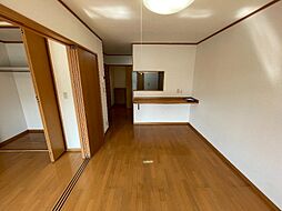 ラフォンテ・プレリュード 203 2階1LDKのリビング/ダイニング