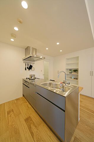 キッチン クオリア小石川 6階/607