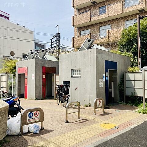 周辺