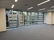 基準階(窓際)