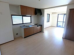 セゾン高取北弐番館 101 1階2LDKのリビング/ダイニング