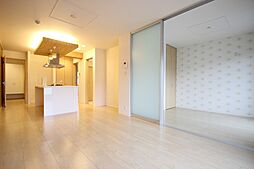 リバーサイドクレド 203 2階2LDKのリビング/ダイニング