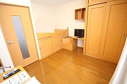 レオパレスひいらぎII 103 1階1Kのリビング/ダイニング