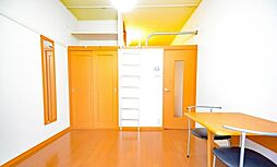 レオパレスエリアクエスト 104 1階1Kのリビング/ダイニング