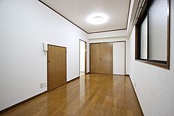 フラッツ段原 201 2階2LDKのリビング/ダイニング