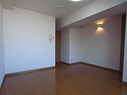 リバーウォーク広瀬 201 2階1Kのリビング/ダイニング