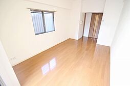 グラビスコート上幟町 301 3階1Kのリビング/ダイニング