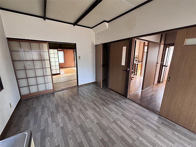 洋室