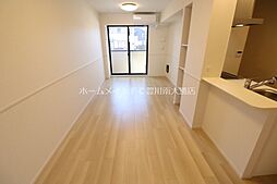 キャトルプレイス8 1階1LDKのリビング/ダイニング