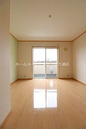 メイユール 1階2LDKのリビング/ダイニング