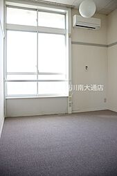 レオパレス当座山 2階1Kのリビング/ダイニング