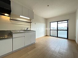 スカイハイツはなぶさ 3階2DKのリビング/ダイニング