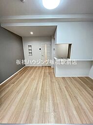 東武東上線 下板橋駅 徒歩10分の賃貸マンション 4階1LDKのリビング/ダイニング