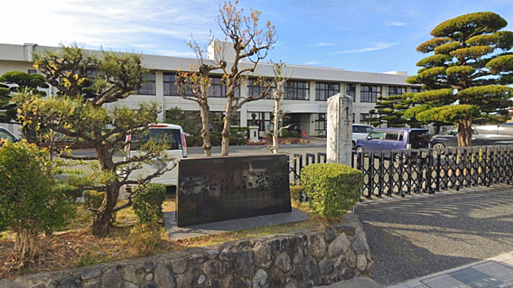 愛荘町立愛知川...