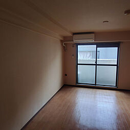 ラブリハイツ伊勢佐木町 302号室 3階ワンルームのリビング/ダイニング