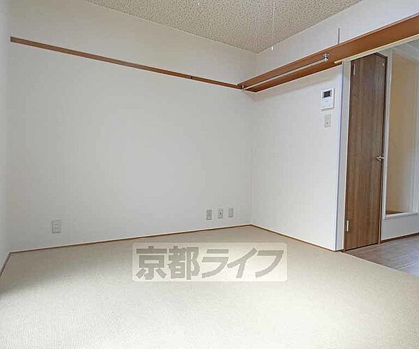 画像20:バルコニー側から見たお部屋です。