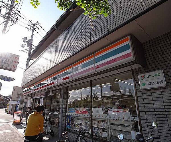 画像24:セブンイレブン京都上七軒店まで20m 上七軒交差点に立地しご利用しやすいですよ。