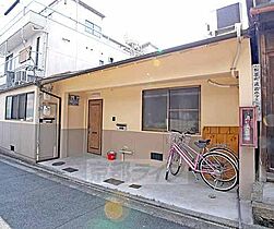 荒田様一町目テラスハウス 南 ｜ 京都府京都市上京区一町目（賃貸テラスハウス1DK・--・30.00㎡） その1