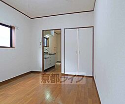 フラワーハウス 2階1Kのリビング/ダイニング