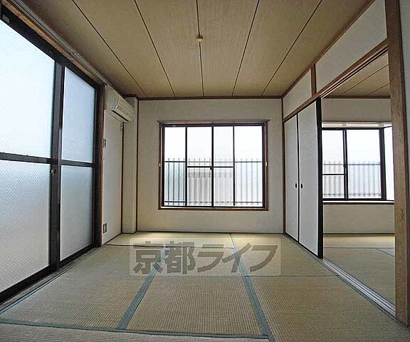 寝室