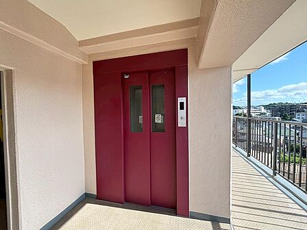 エレベーター完備。居住階までスムーズに上がることができます。