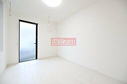 サザンロード氷川台 102 1階1Kのリビング/ダイニング