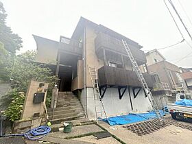 泉ガ丘戸建  ｜ 兵庫県宝塚市泉ガ丘（賃貸一戸建5LDK・1階・132.49㎡） その1