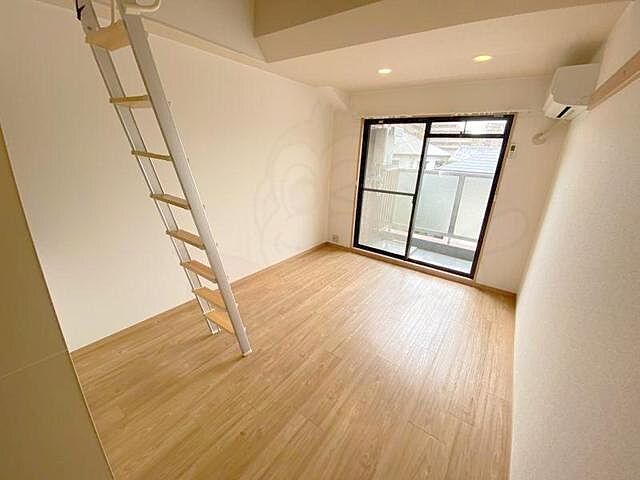 寝室