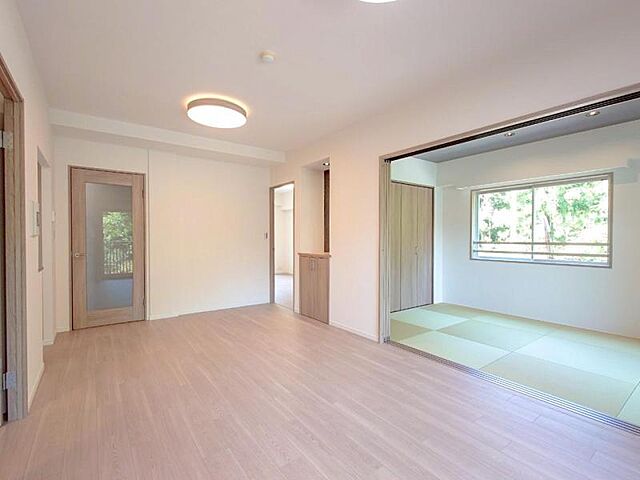 リビング/ダイニング サンクタス・グロウヒルズ 3階/-