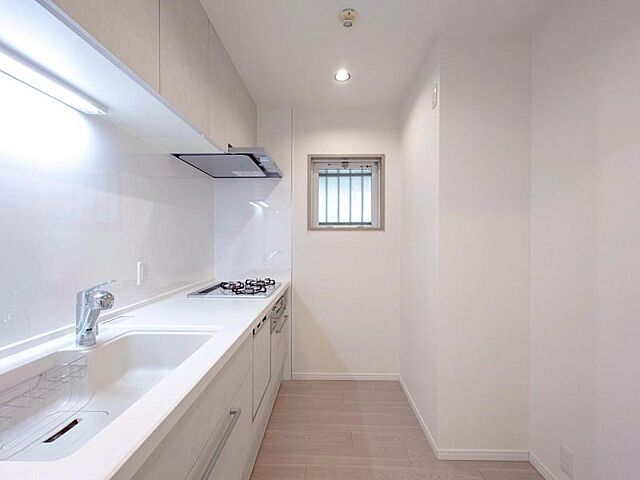 キッチン サンクタス・グロウヒルズ 3階/-