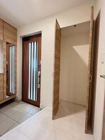 玄関 八王子市富士見町