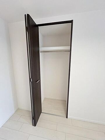 収納 レーベンハイム多摩聖ヶ丘 5階/-