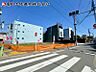 外観：前面道路