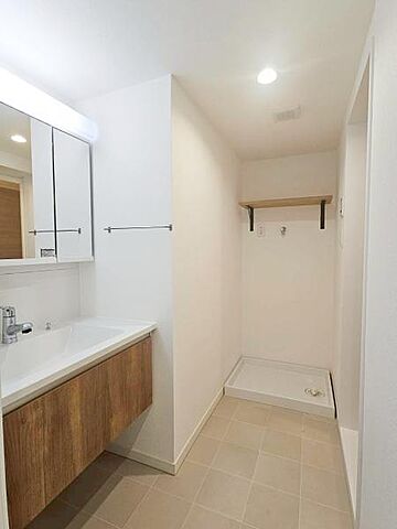 洗面 セントエルモ玉川学園 3階/-