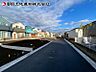 外観：前面道路含む現地写真