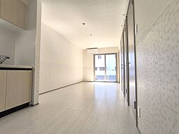 Albi e Mela（アルビ　エ　メラ）　B 103 2階3LDKのリビング/ダイニング