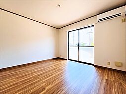 Rainbow　B 102 2階2LDKのリビング/ダイニング