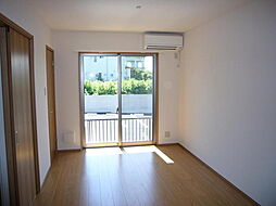 Tinker　Bell 103 2階2LDKのリビング/ダイニング