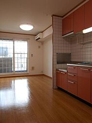 ヴィラ・アンソレイユ　Ｂ 203 1階2DKのリビング/ダイニング