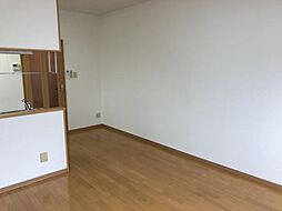 ベルディール 101 1階1Kのリビング/ダイニング