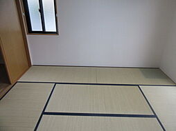 ハイツＲ 102 1階3LDKの寝室