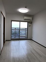 ストークマンション福井 505 5階2LDKのリビング/ダイニング