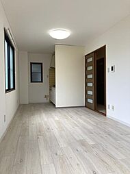 セゾンルミエール 105 1階1LDKのリビング/ダイニング