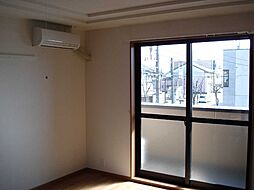 プランドール・ソフィア 203 2階1Kの寝室