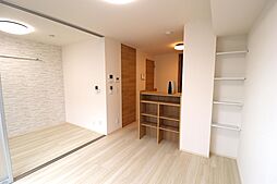 サニーガーデン日之出 203 2階1LDKのリビング/ダイニング