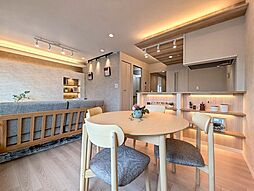 ディアハイム赤羽 南北両面バルコニー 2LDKのリビング/ダイニング