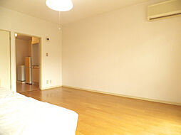 ラジュール 108号室 1階1Kのリビング/ダイニング