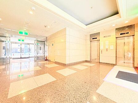 エレベーター4基
