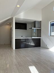 和泉2丁目戸建 1 3LDKのリビング/ダイニング